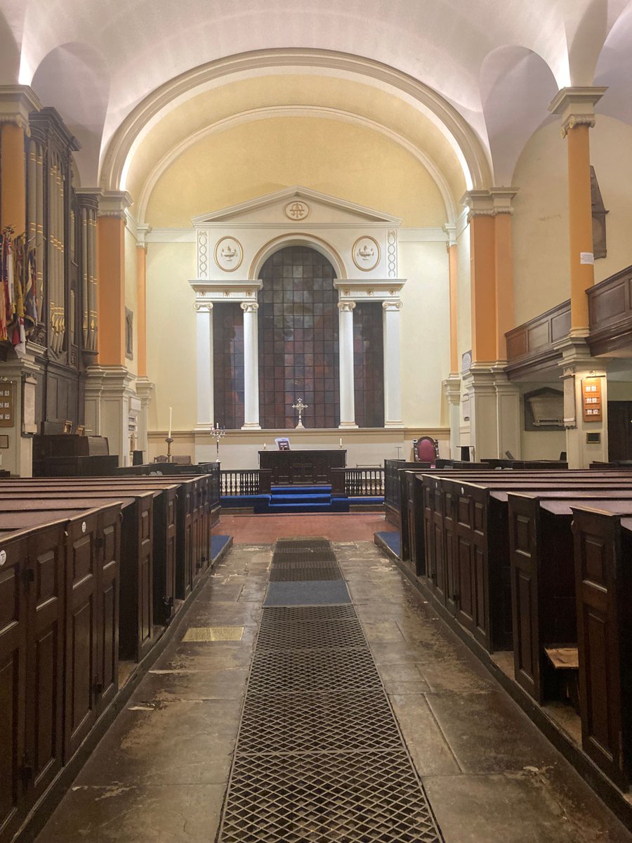 StPaulsChurchJQ's tweet image. Quiet church tonight... but this time next week, the screen will be up, lights off, and Love Actually on. 

All in aid of Raise the Roof.

Tickets £10 buytickets.at/stpaulschurchj…

#jqbid #jewelleryquarter #festivefundraiser #stpaulssquare #birmingham