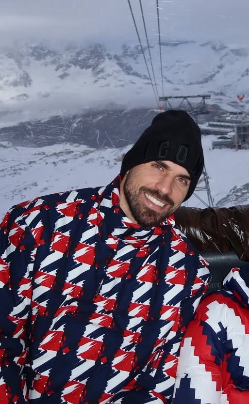 نيفيز في آخر ظهور 😍😍