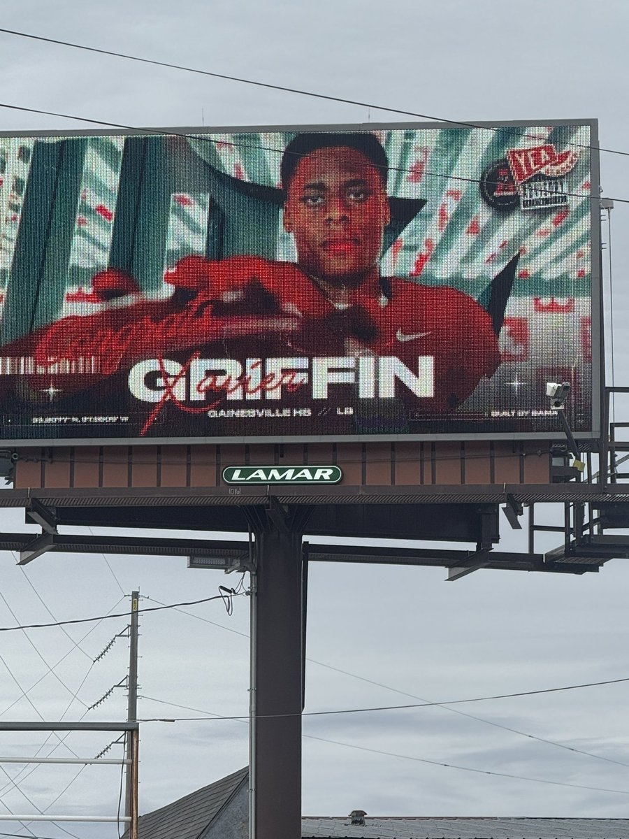 bamamade87's tweet image. What a blessing!!! Thank you so much @AlabamaFTBL  this was so awesome to see today!!! RTR baby