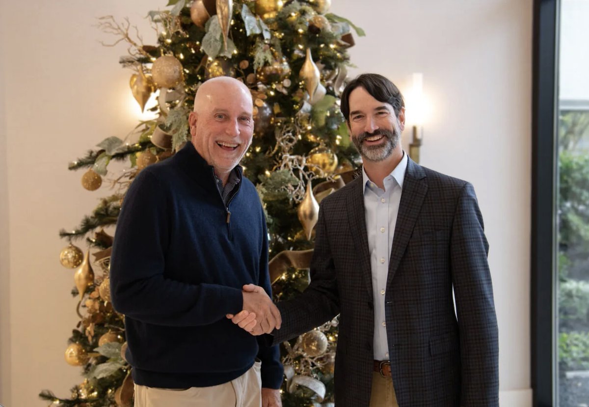 LeeAssociatesRE's tweet photo. We’re excited to welcome Wade Bowlin as the new Executive Vice President of the Lee &amp; Associates Houston office. Read more at https://t.co/6hp02UDm8Q. https://t.co/7uX8jVeZyY