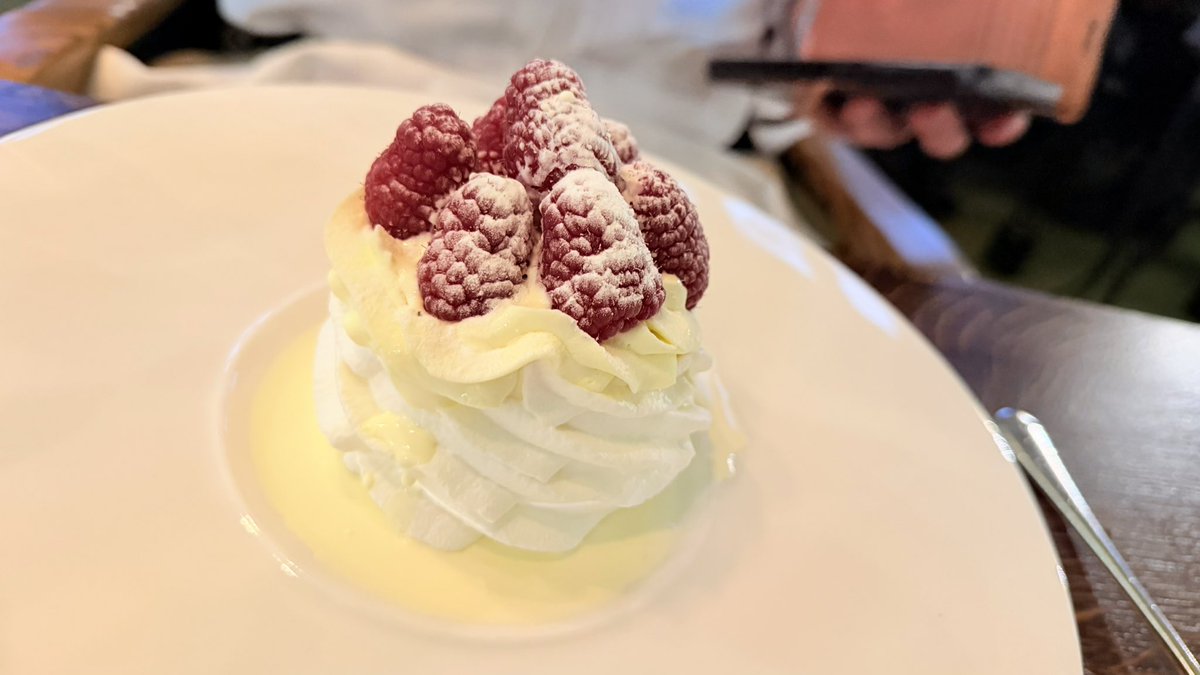 The George. Stamford. Lincs.