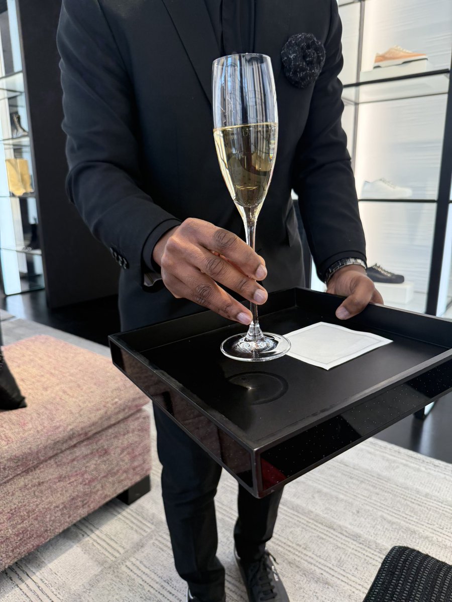 AsianDaBrattt's tweet image. Put Me In Chanel 🩶 #BdayWeek