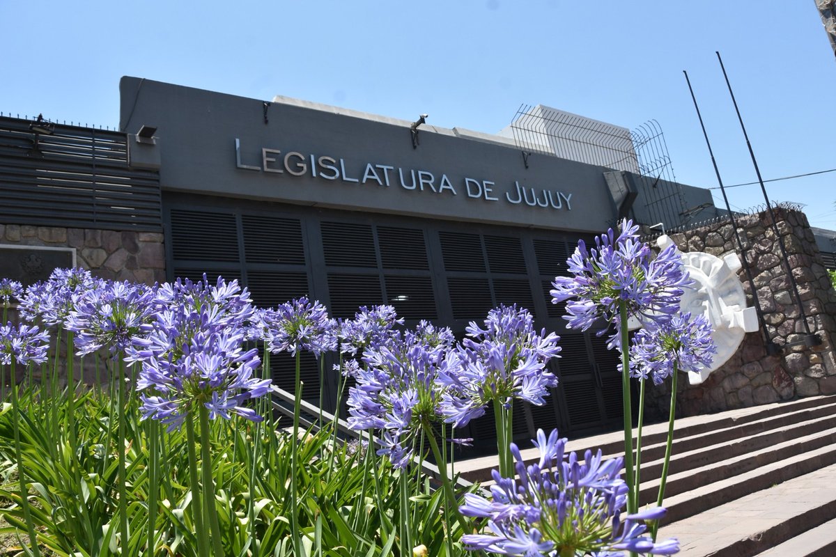 La Legislatura desarrollará la Sesión Preparatoria este viernes a partir de las 10:00 horas

La Legislatura de la Provincia de Jujuy informa que este viernes 5 de diciembre, a horas 10:00, se llevará a cabo la Sesión Preparatoria, conforme a lo establecido en su Reglamento