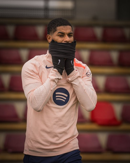 الرسمي: كانت صباحًا باردًا في سيوتات إسبورتيفا.🥶🥶