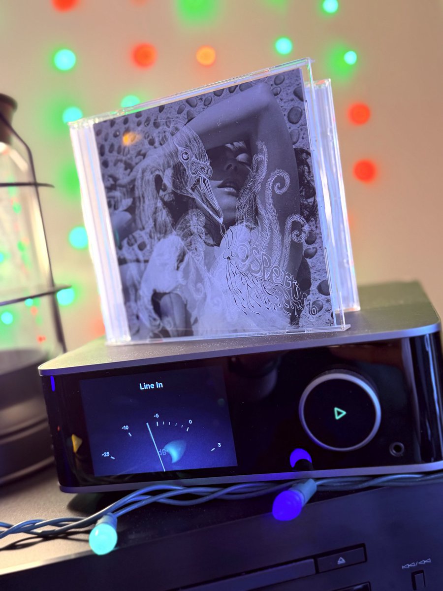 It’s Vespertine season