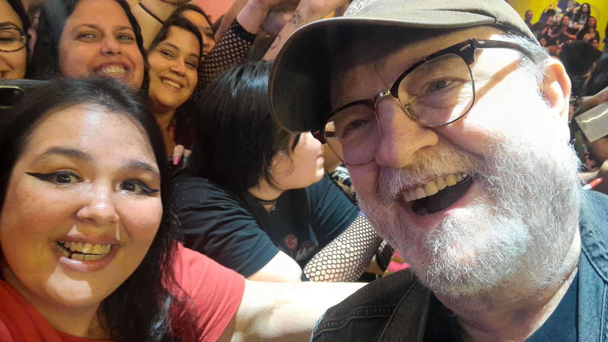 bea ✨ jurídico lewis capaldi tweet media