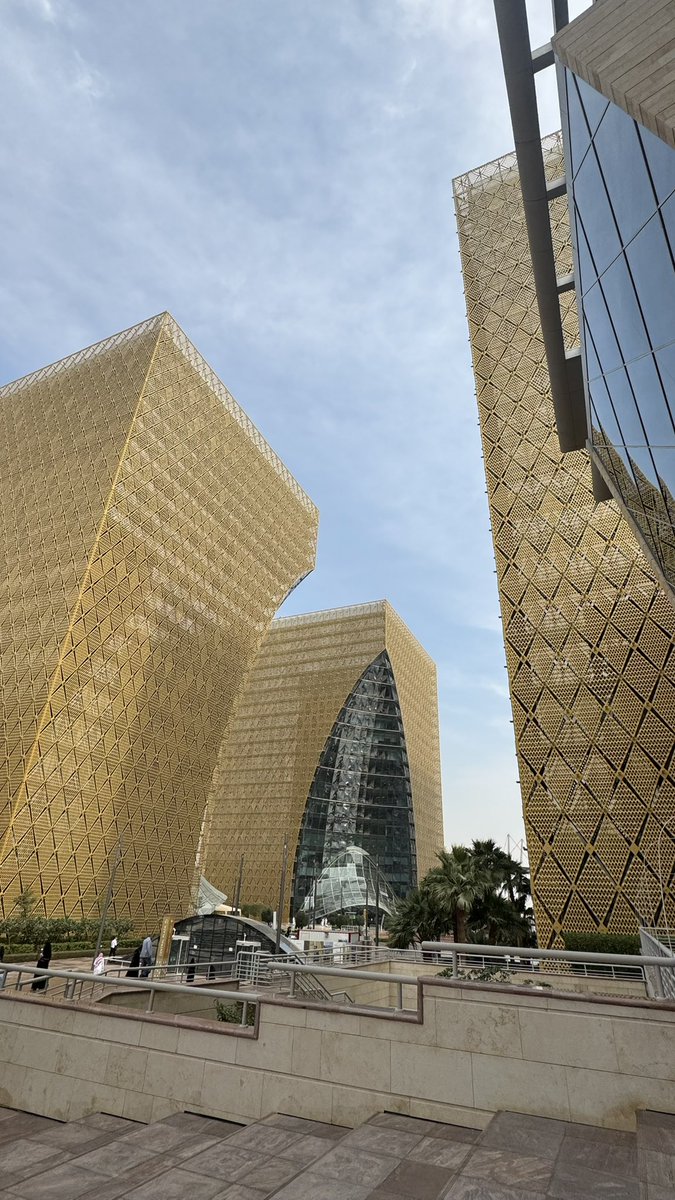 Sarah Saleh 🦾👩🏻‍🎓 tweet media