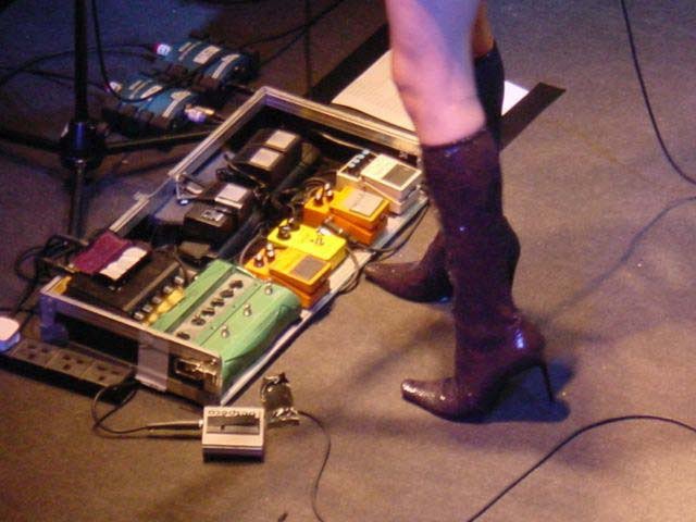 BillPourquoimec's tweet image. PJ Harvey’s Sonic Footprint 💡️ ➤ 2003