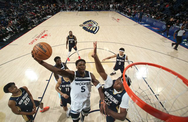 SleeperTWolves's tweet image. Ant after his 44 point performance Tuesday against the Pelicans said “ I should’ve had 50 “

How much does he go for tonight again, against the Pelicans 👀