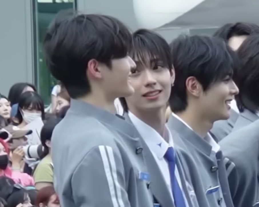 hyeonlip's tweet photo. https://t.co/SHebo9ZGv3