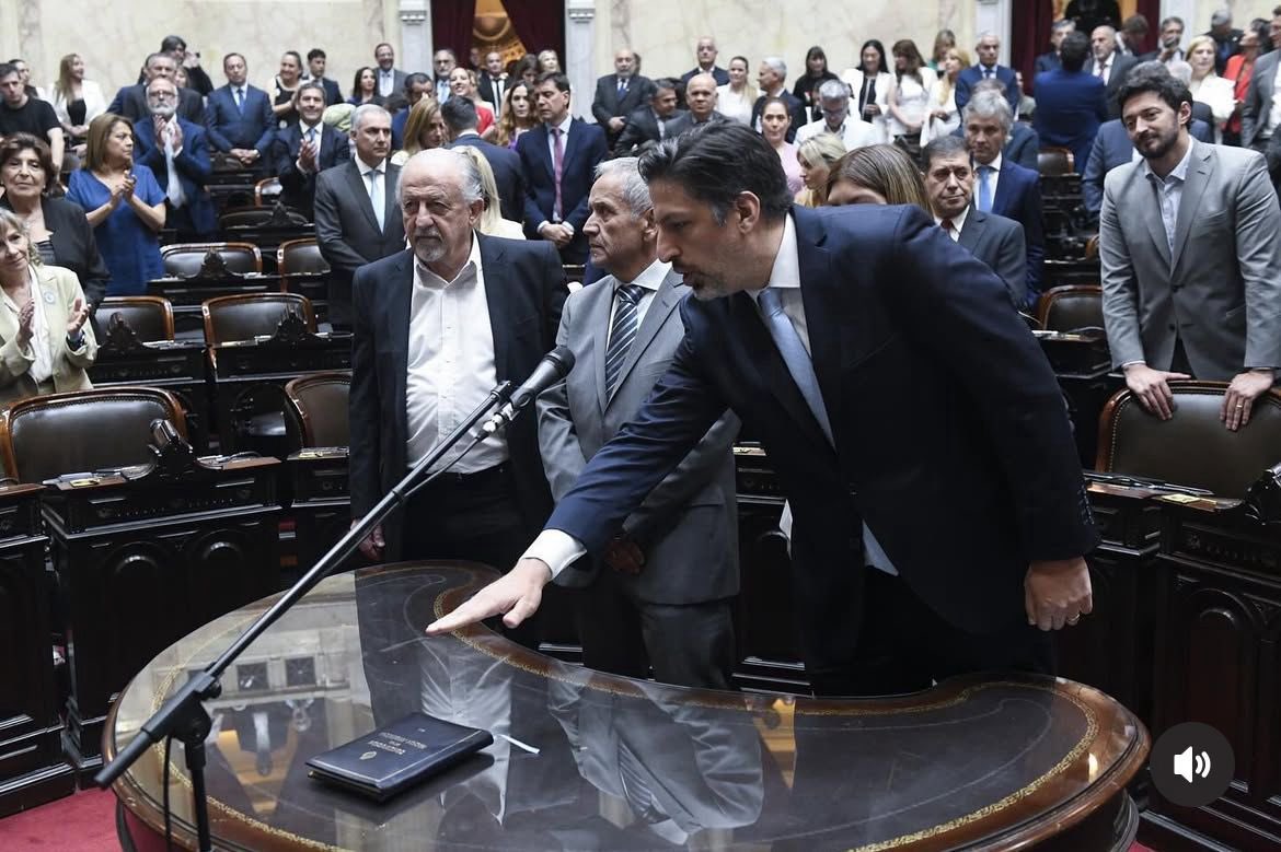 Felicitaciones a mis compañeros que asumieron en el Congreso Nacional.

Confío en su trabajo por un Congreso del lado del pueblo y en la defensa de los derechos de los trabajadores, jóvenes y personas mayores.

Seguimos construyendo una Argentina más justa y solidaria. 🇦🇷