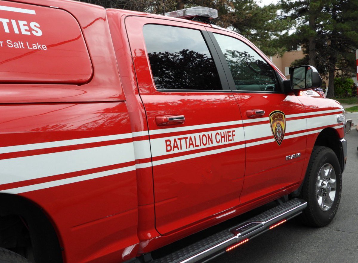 SLCScanner's tweet image. #Kearns 4086 W 5855 S. #UFA responded to a vehicle that hit a house. Initial details advised the car partially went into the basement of the home. They are assessing the damage and a building inspector is responding. No injuries were reported.