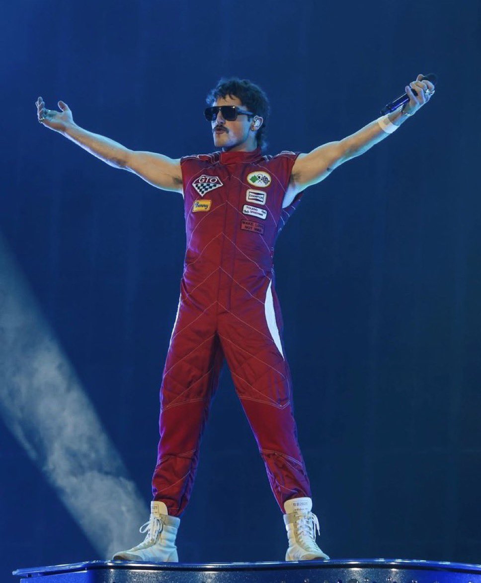 non sappiamo bene come descrivere questa foto, fate voi