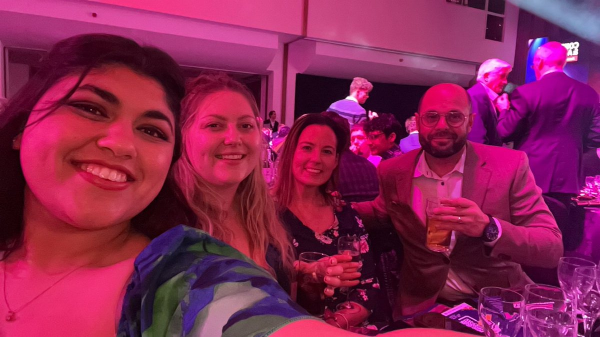 associateevents's tweet image. ✨ It's Awards night! ✨

Team AE are at The @access_aa awards, celebrating talent and innovation across our industry. Fingers crossed for 🌱 Best Sustainable Initiative, but thrilled to be nominated. 

Time for great food and early Christmas cheer! 🎄🥂 

#AAAAwards