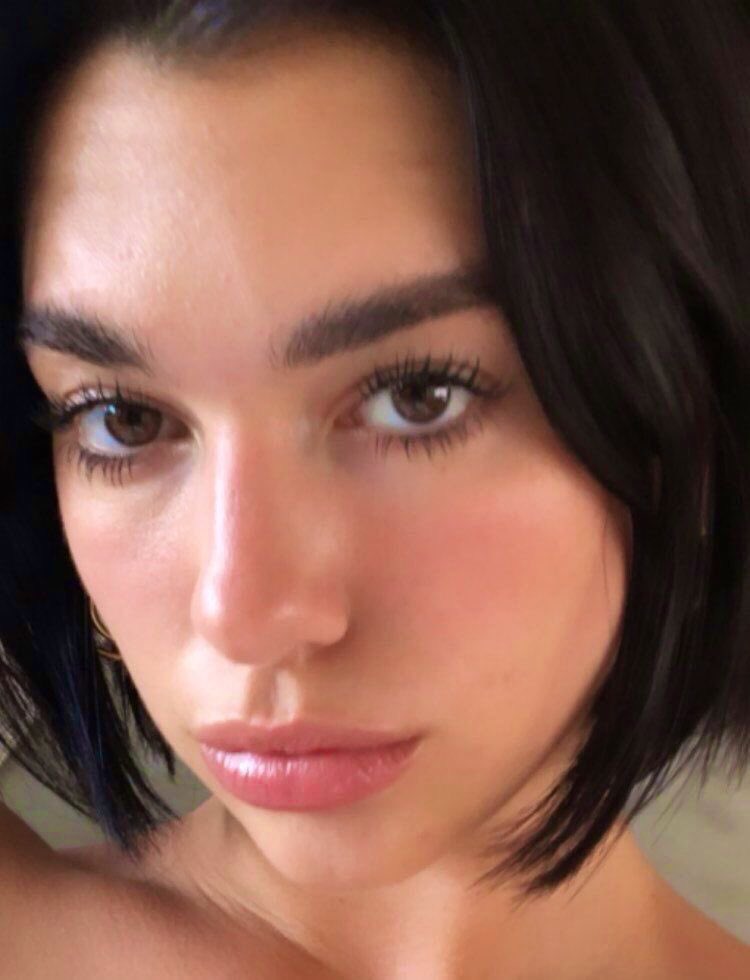 popsvibe's tweet photo. dua https://t.co/B2VoPqVKEV