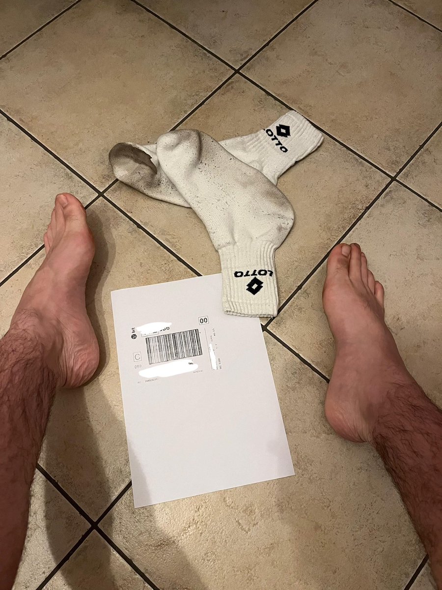 MasterNico25's tweet image. Mine used socks, the food of you idiots.
#socks #findomcashmaster #malefeet 

@AmericanAlphas1 @AlphaMusclewor @RT4DomMusl @FindomAlphaRT
@topalphamales @FitAlphasPromo
@promocion_pies @PromoJacked
@PromoRTpig @Piggy00 @SniffSendStroke @ManlyFeetClub 
@GemnasRosales…
