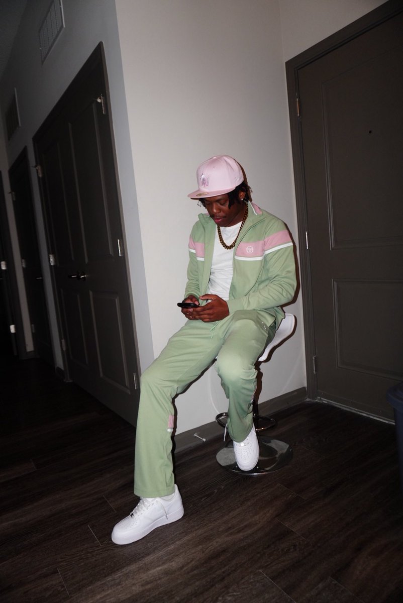 _TwoDubs's tweet image. 💕