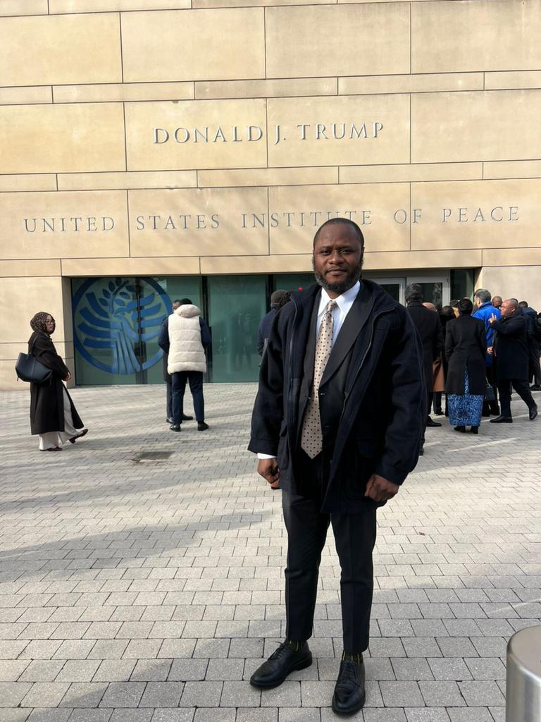 simeonisako13's tweet image. #RDC| 🛑♦️Nous étions présents à l&apos;événement historique de l&apos;entérinement par Félix #Tshisekedi et @PaulKagame de l&apos;accord de paix entre la RDC et le Rwanda.