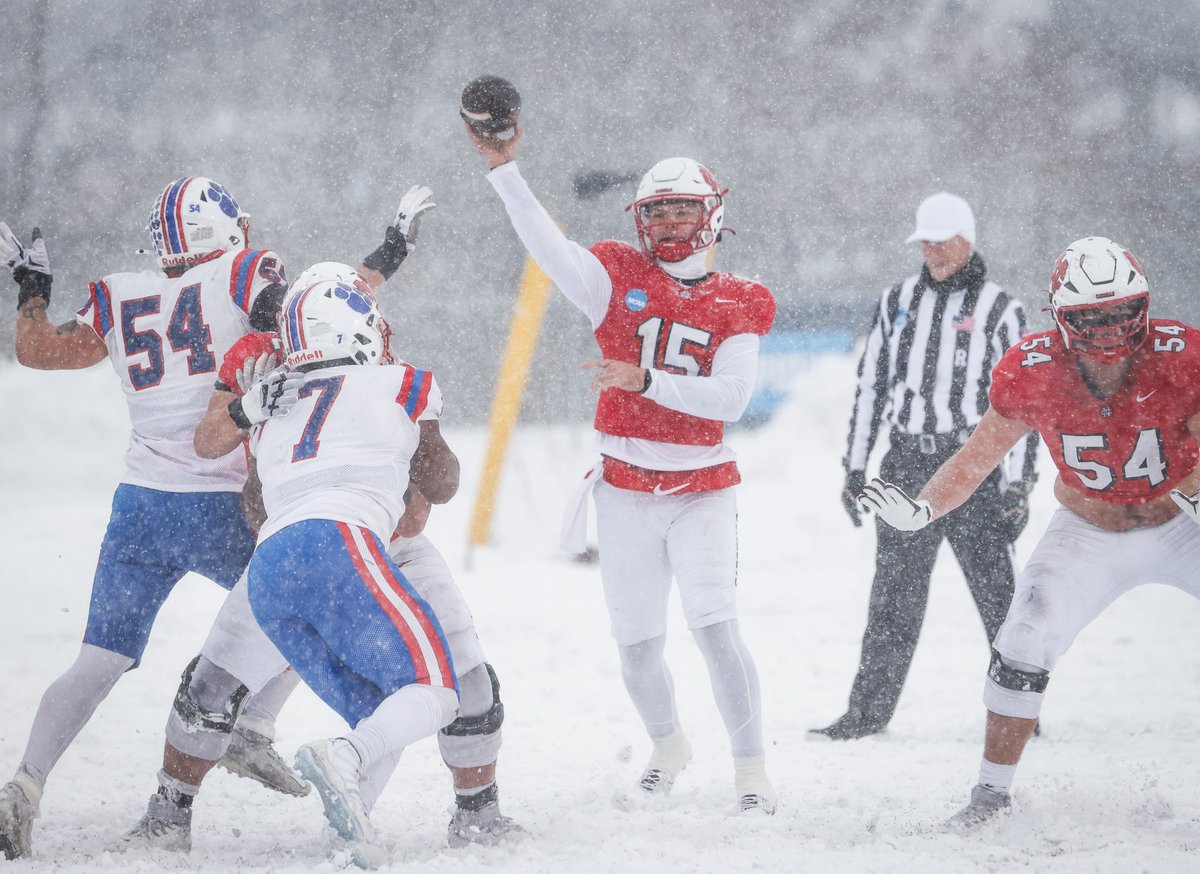 Football Third-Round Postseason Preview: UW-La Crosse

📰: bit.ly/4pKYHnN

<a href="/football_ncc/">NCC Football</a> | #WeAreNC #d3fb