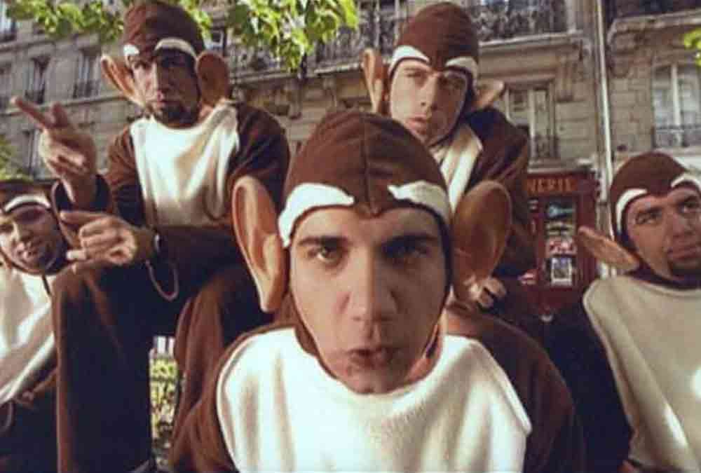 “Los morros de ahora escuchan puras pendejadas”.

Nosotros en 1999: