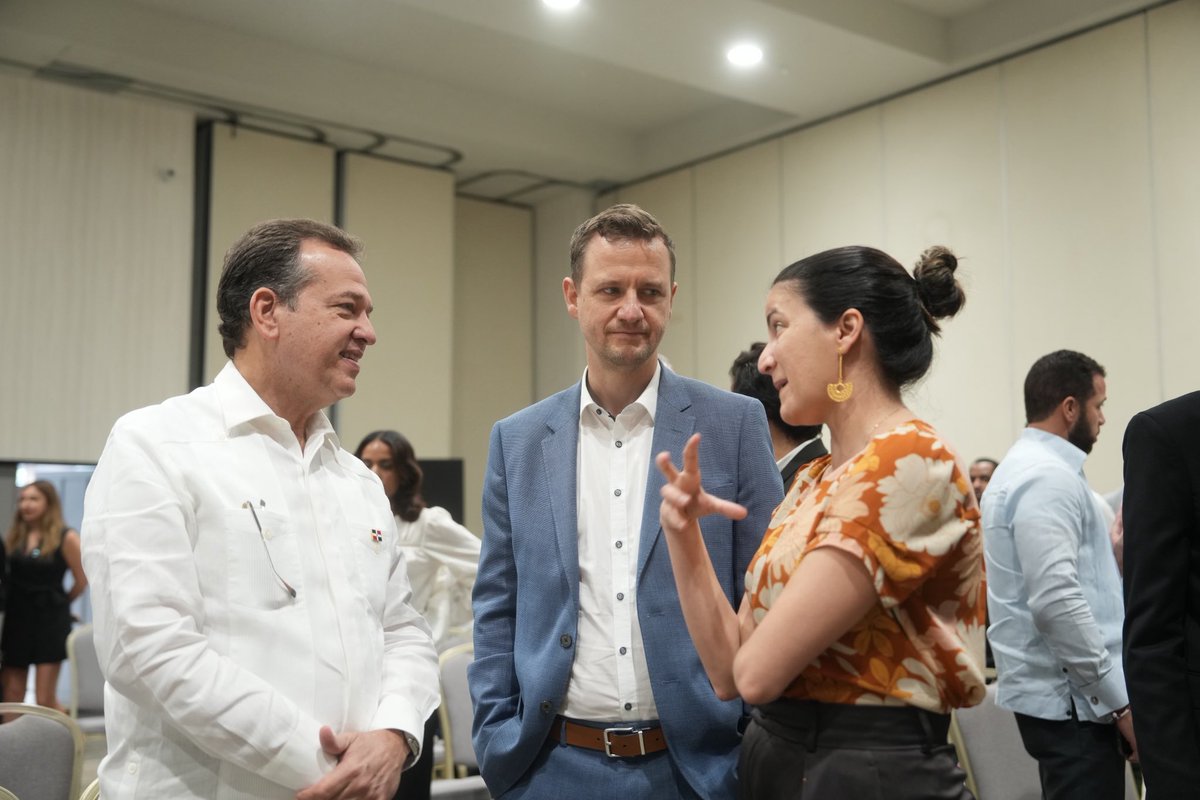 Centro de Análisis tweet media