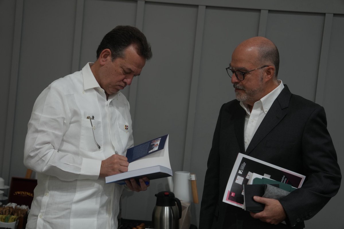 Centro de Análisis tweet media