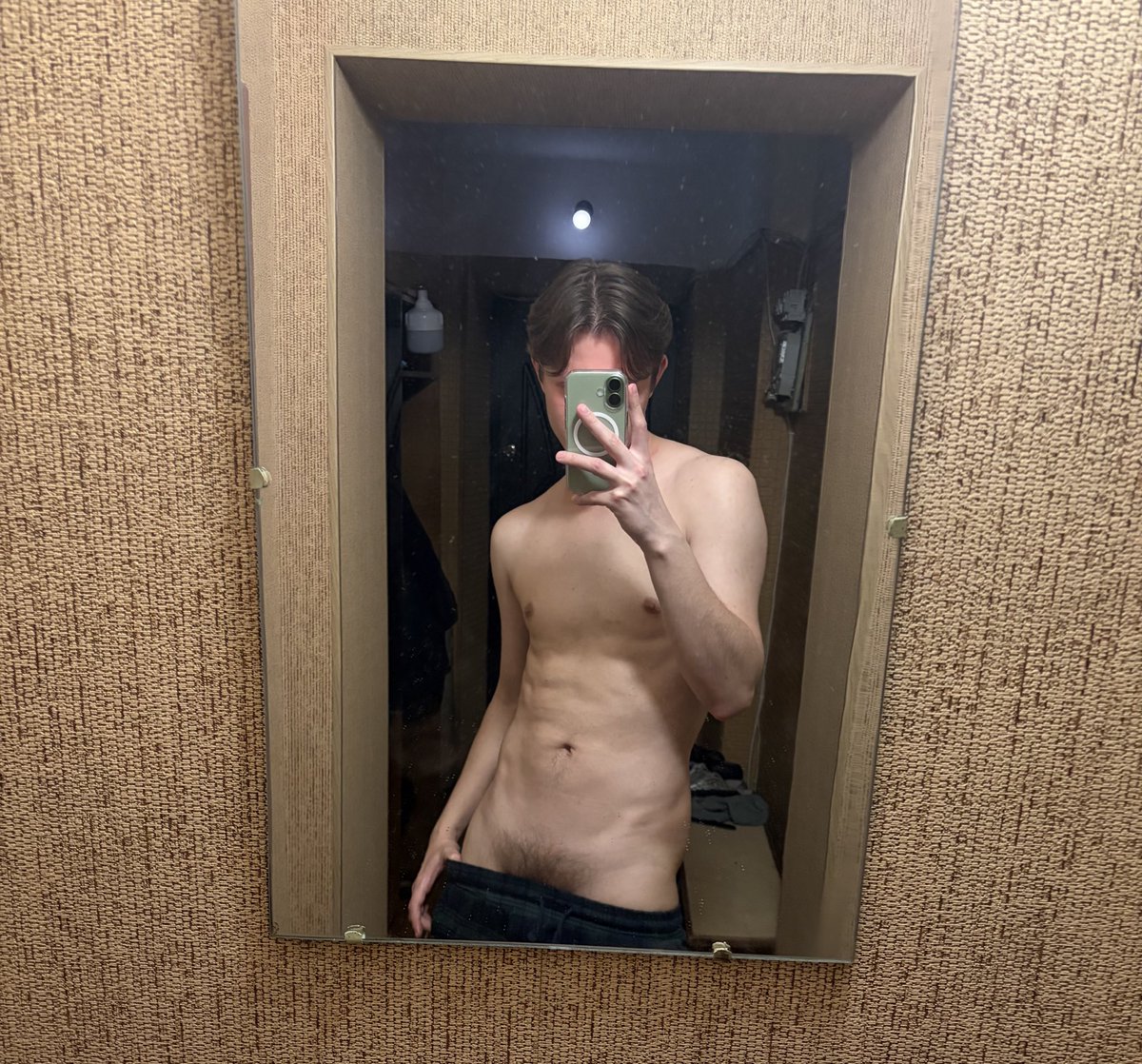 MeisenRuby's tweet image. А ні
Наїбунькав, буде вам актуальна фотка 🤭