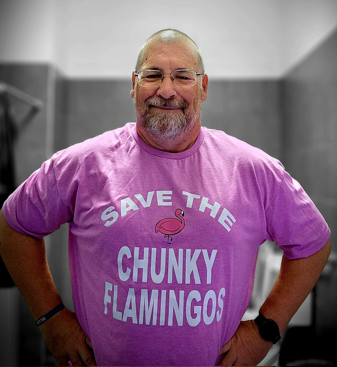ChunkyFlamingo's tweet photo. What’s up folks! Xmas 🎄 shopping is very much on the agenda these days! Grab some flamingo swag and a discount while you’re there! Use the promo code ChunkyXmas and save 25%! Order soon to make sure to get your orders before Christmas 🎄 🎅  https://t.co/LUjejp9NEy https://t.co/PVW4bNwuiO