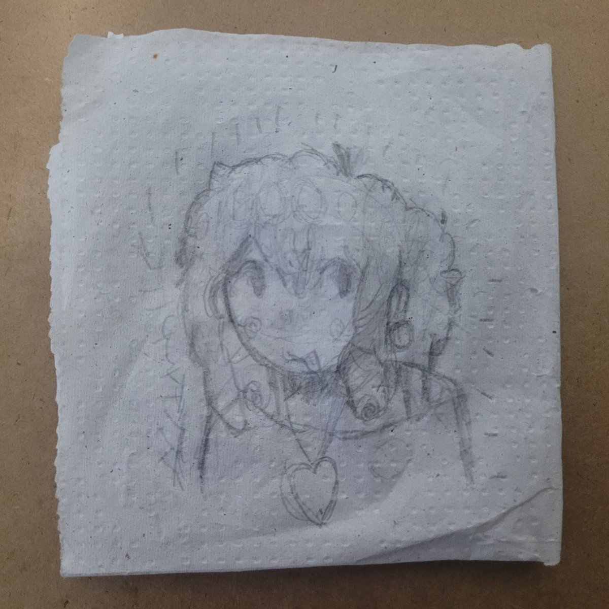 Desenho que eu fiz num guardanapo 
(tentei botar uns efeitos pra ficar mais visível)