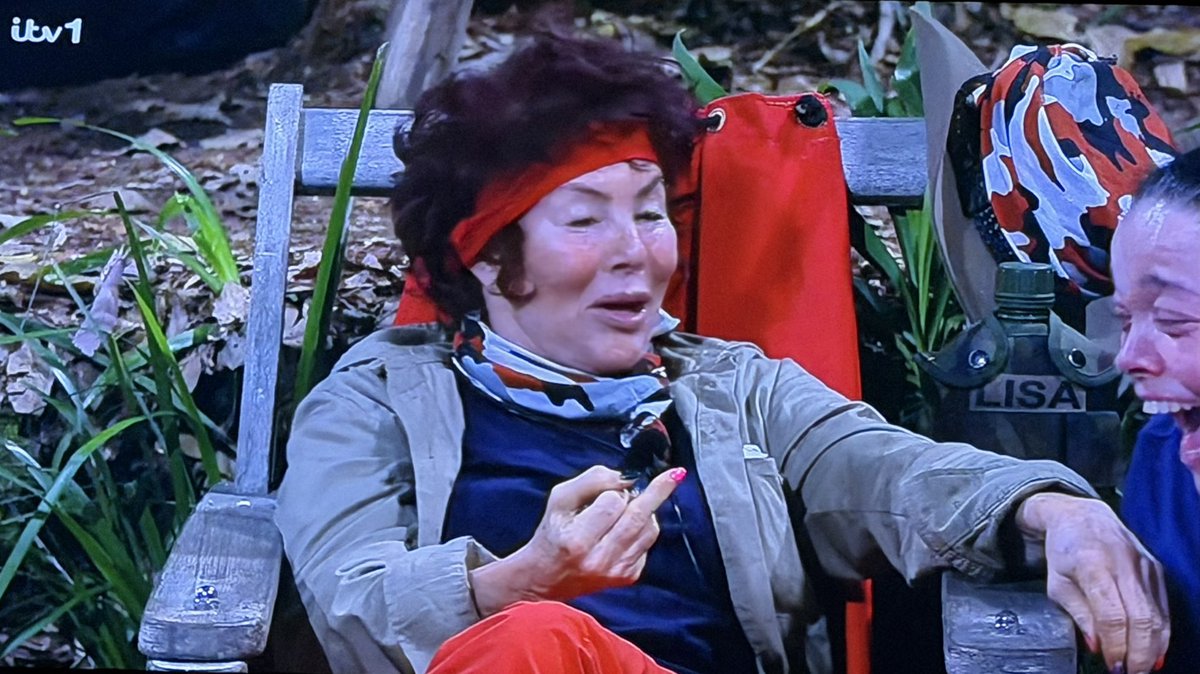 eds_afterglow's tweet photo. Feel like pure shit just want her back x #imaceleb #imacelebrity https://t.co/dr029m3Xqp