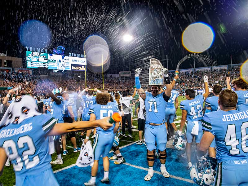 FearTheWaveBlog's tweet photo. We need to have a Duke game-esque atmosphere tomorrow.
Preaching to the choir, but whatever you can do to get people out to the game, the team needs and deserves it.
#BeatUNT
https://t.co/AfA5PrB4g2 https://t.co/5hwf5RGsyA