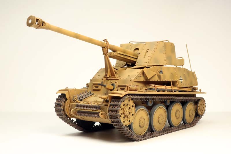 マーダーⅢ(7.62cm)の完成

約半年かけて作っていた作品が完成したので
私のホームページで掲載しました。↓
panzermemo.web.fc2.com/02workroom/Mar…

熱帯地用塗料のトローペン1の
考察を載せましたので
興味のある方はぜひ読んでください。

#タミヤMM　#戦車模型　#AFV模型