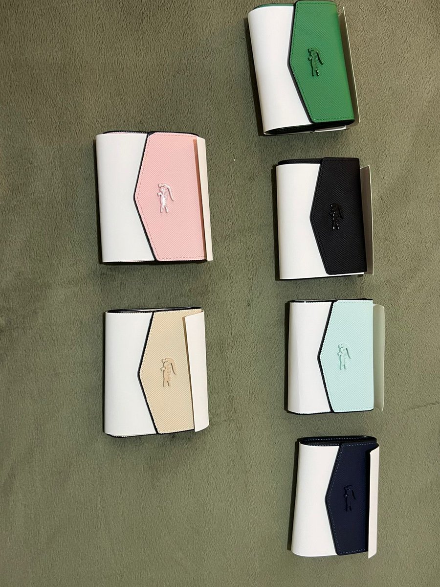 Playeras Lacoste 🐊 y carteras unisex Lacoste a un súper precio , llavaye 1 playera + cartera por $450, tallas Mediana y Grande , rojo , azul y negro , carteras en 6 colores diferentes . 📍🚚 entregas personales en Veracruz y Boca del rio 📱2213788600