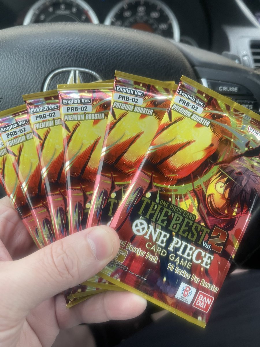 royRICH's tweet photo. This set usually cooks me. Do I do the cooking today? #optcg #PRB02 https://t.co/0dPtJL0vUC