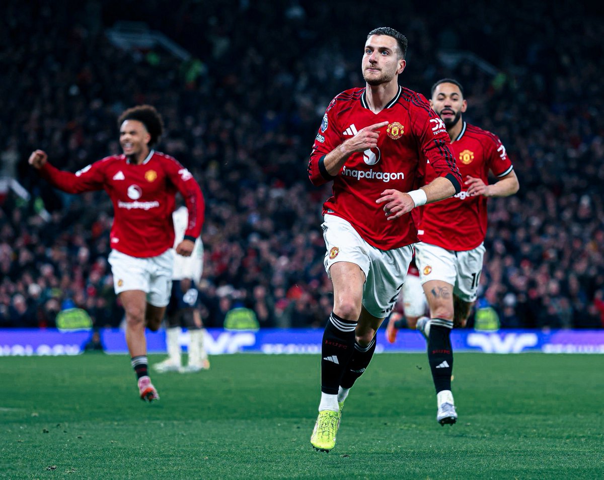 utdsal's tweet image. Diogo Dalot Celebrations | 4K