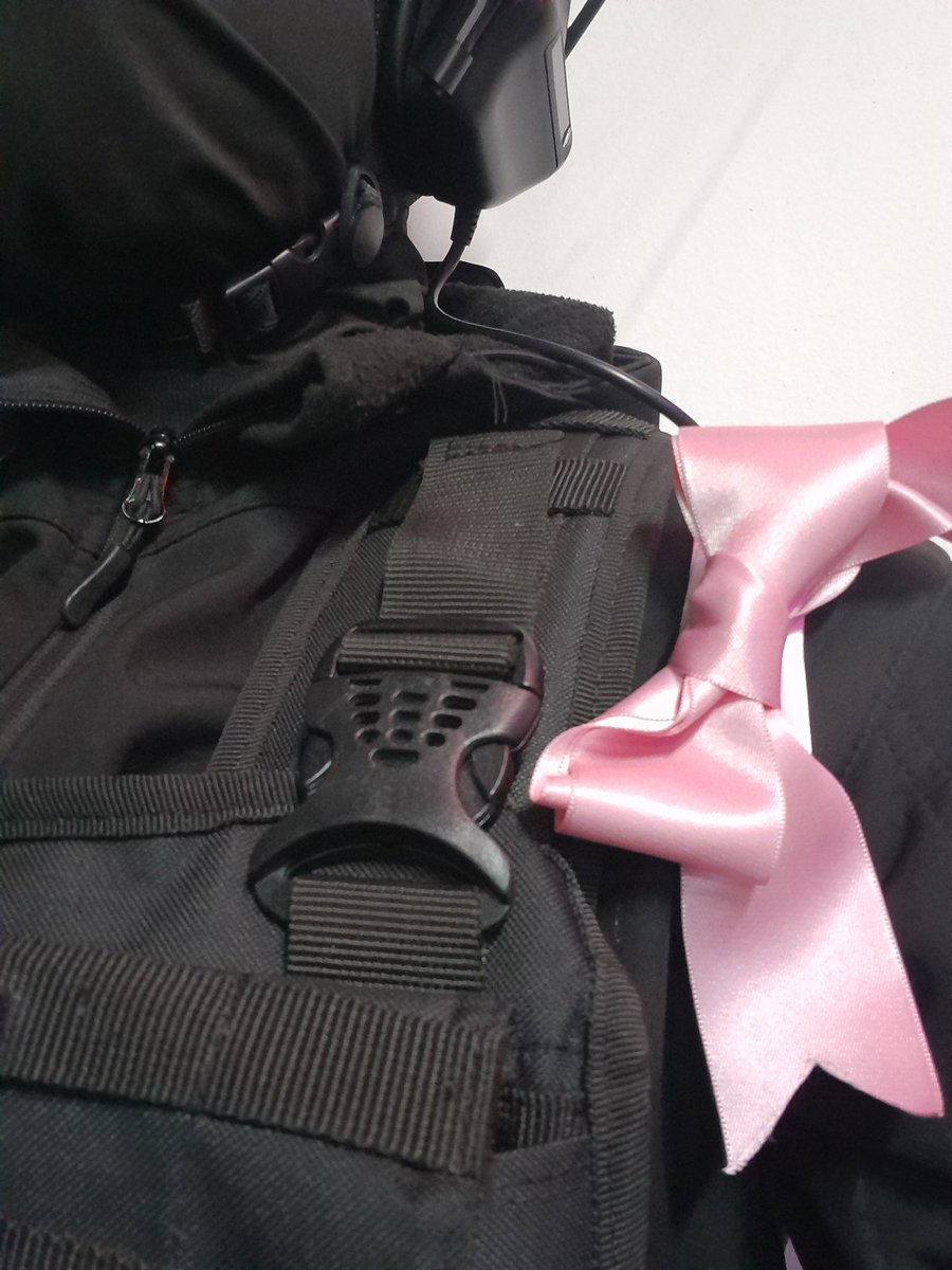 Tony_SA11's tweet photo. Finalmente nuestra comandante ha debutado y con ello el ejercito R.U.R.U entra en acción con valor y coraje!!
Aqui les dejo un cosplay del Soldado/Soldadito visto en el video lore de Sylvie
#SylvieRuru
#Rutelier
@SylvieRuru https://t.co/asSvOiYKga