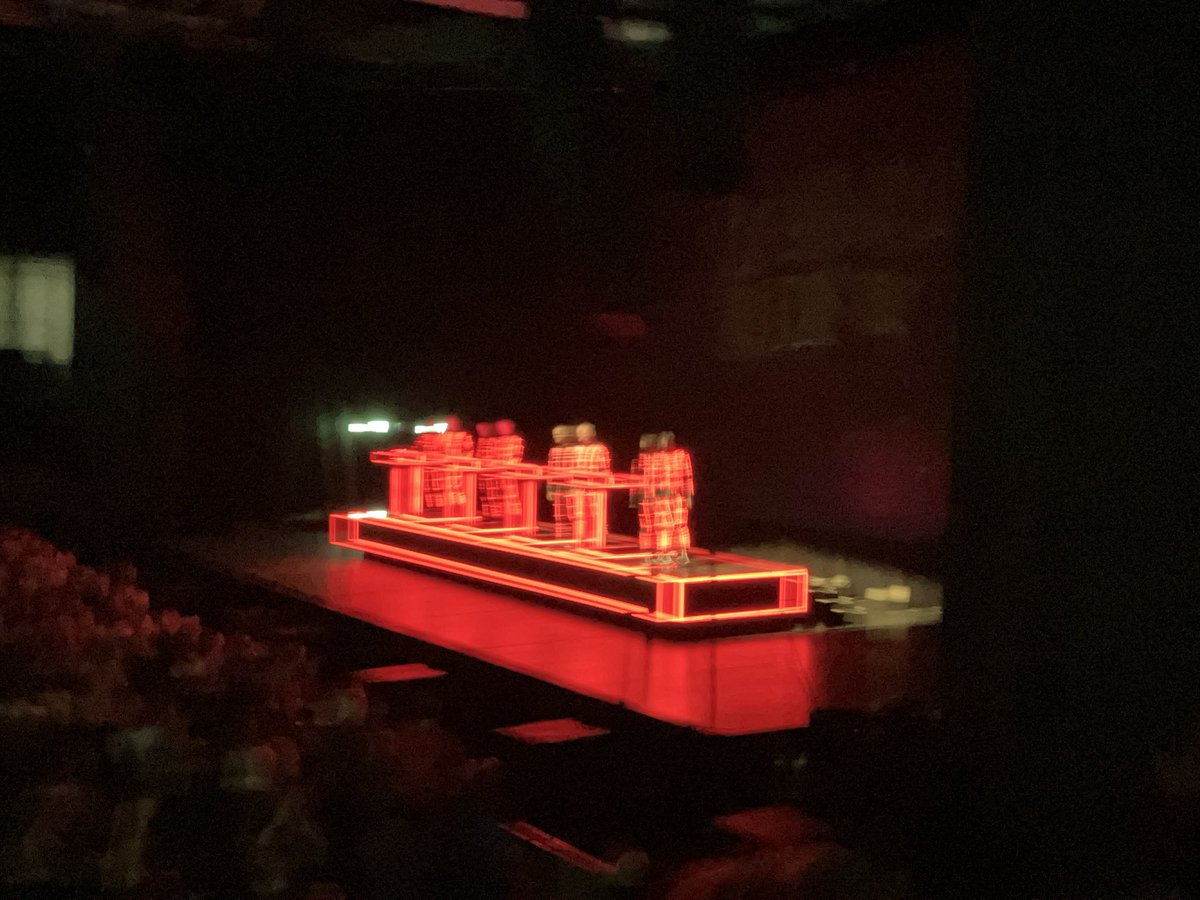 ImkoMooij's tweet photo. Kraftwerk Emsland Arena topshow https://t.co/7BQuEkNwBk