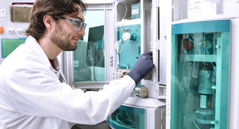 MPOmagazine's tweet image. Eurofins launches industry’s 1st GMP #PFAS test for medical devices: hubs.li/Q03WYXdq0

#PFAStesting