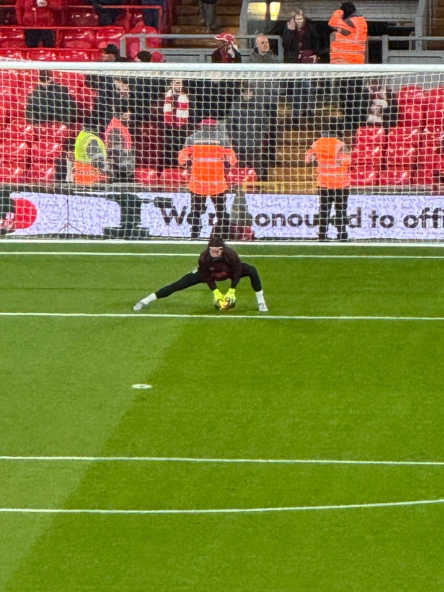 its me!* tweet media