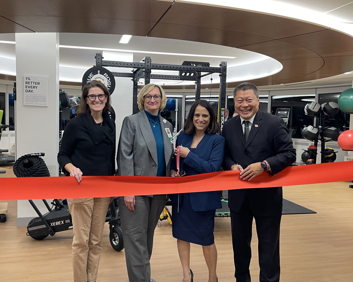 GaylordHealth's tweet photo. Thank you, @SenatorHwang, @CMcCarthyVahey, and First Selectman Christine Vitale for joining us last night to celebrate the opening of our Fairfield clinic! We’re grateful for your support and excited to be part of the Fairfield community. https://t.co/24nkSN7FBL