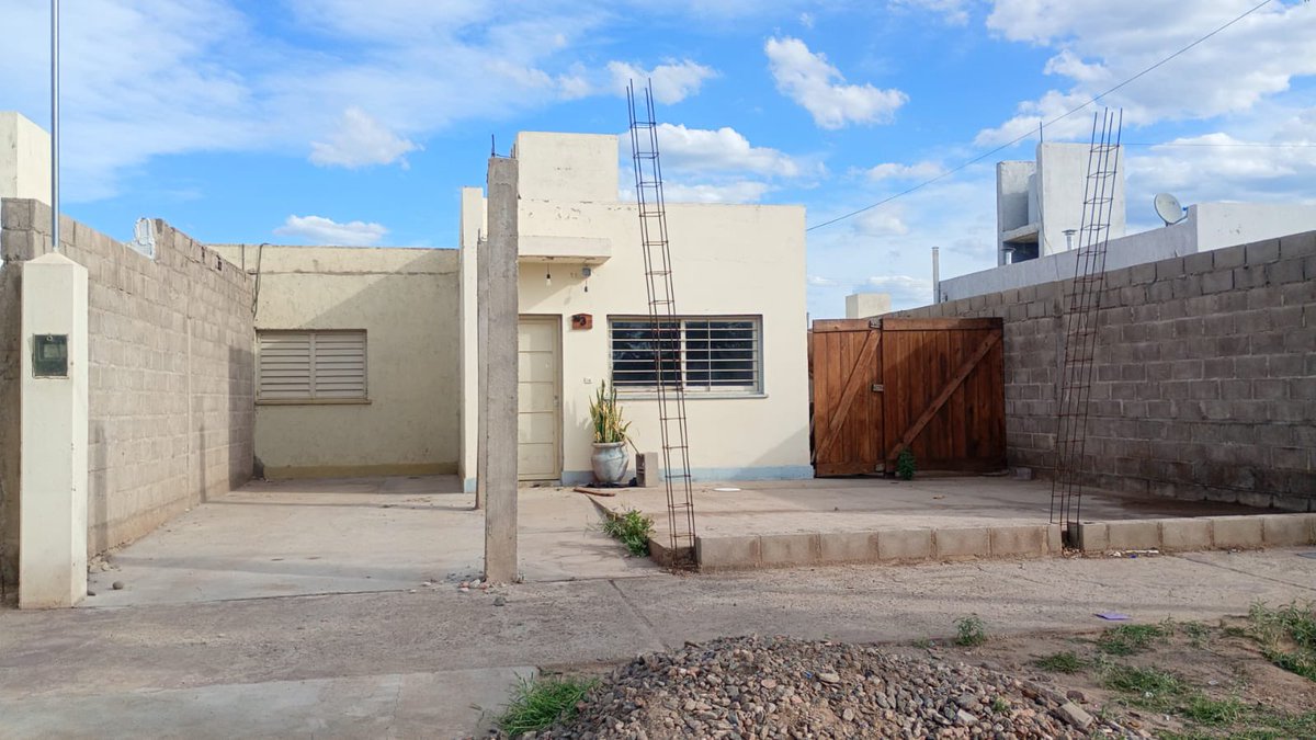 Recuperamos viviendas en Chamical por falta de pago y ocupación

Nuestro Ministerio de <a href="/Vivienda_LR/">Ministerio de Vivienda, Tierras y Hábitat</a> continúa desplegando relevamientos de verificación de ocupación de las viviendas entregadas en todo el territorio provincial y corroboración del correspondiente pago de las cuotas