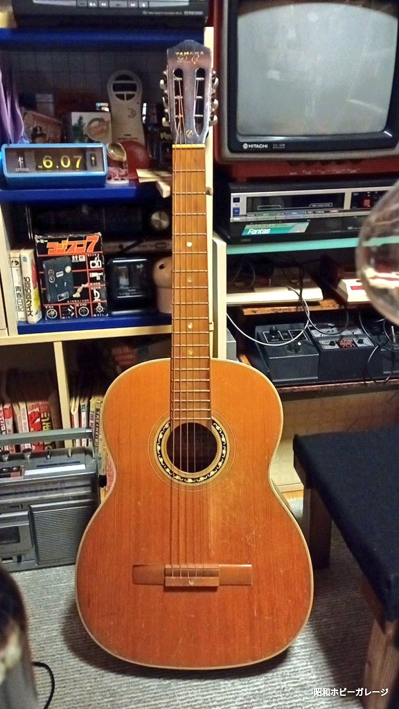 YAMAHA DYNAMIC GUITAR No.40 S/N No.426787 MADE IN JAPAN 
 #guitar