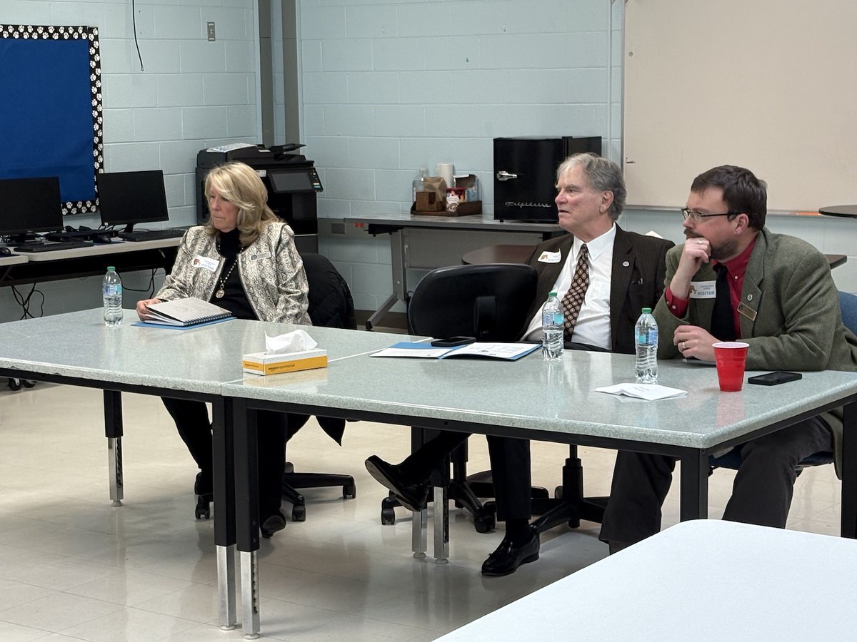 Day in the District📍Great Day visiting Hollow Rock–Bruceton SSD! Board members Larry Jensen and Marsha Johnson heard directly from students, teachers, and administrators. Reps. Darby and Martin also joined us. Huge thanks to Dr. Hebrard and the team for the warm welcome!