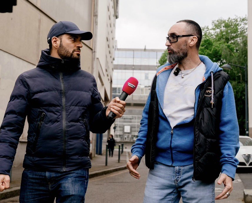 le_jarl's tweet photo. Un joyeux anniversaire au copain @VincLapierre ! L’un des plus talentueux dans les micros trottoirs ! https://t.co/TmuaRklix2