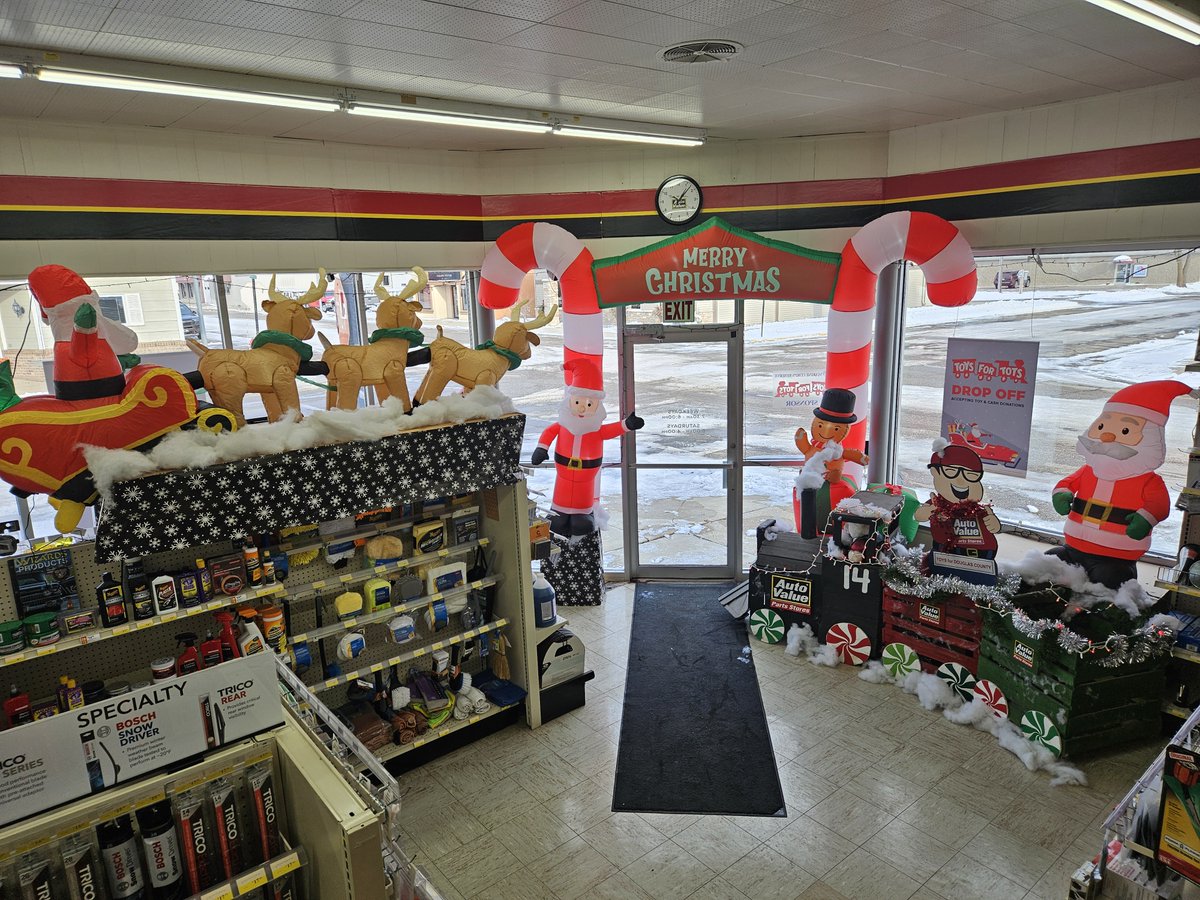 🎁Today's holiday drop-off display is from our Alexandria, MN location.

Help us make spirits bright by donating a new, unwrapped toy at any of our stores to benefit Toys for Tots through December 15th. Together, we can bring joy to kids who need it most.🎄#ToysForTots #SpreadJoy