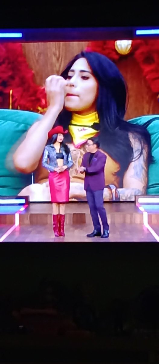 MerEmoxa's tweet photo. @lagranjavipmx  yo quiero que salga kim... no aporta nada desde el inicio, y quiere manipular a todos https://t.co/0z07ND22TX