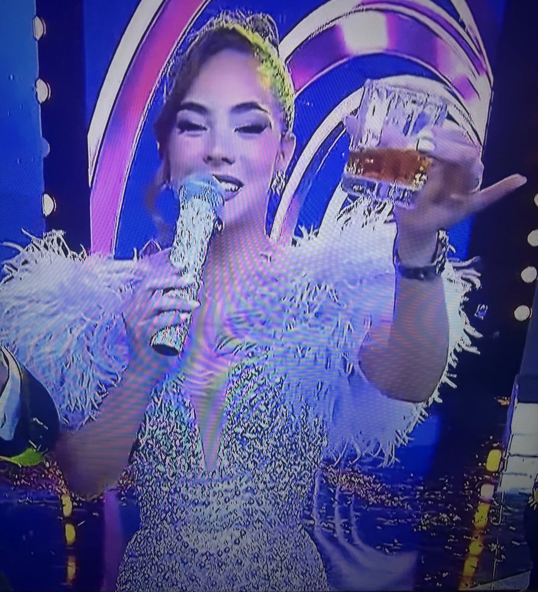 Lo mejor del #MissVenezuela2025 fue ver a Nieves Soteldo Alicorada jajajaja 10/10