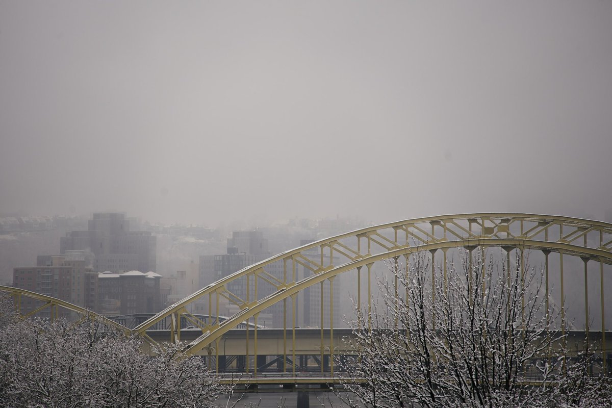 xg_chu's tweet photo. from 🍁 to ❄️ @Pittsburgh https://t.co/IwaR8g3Ynq