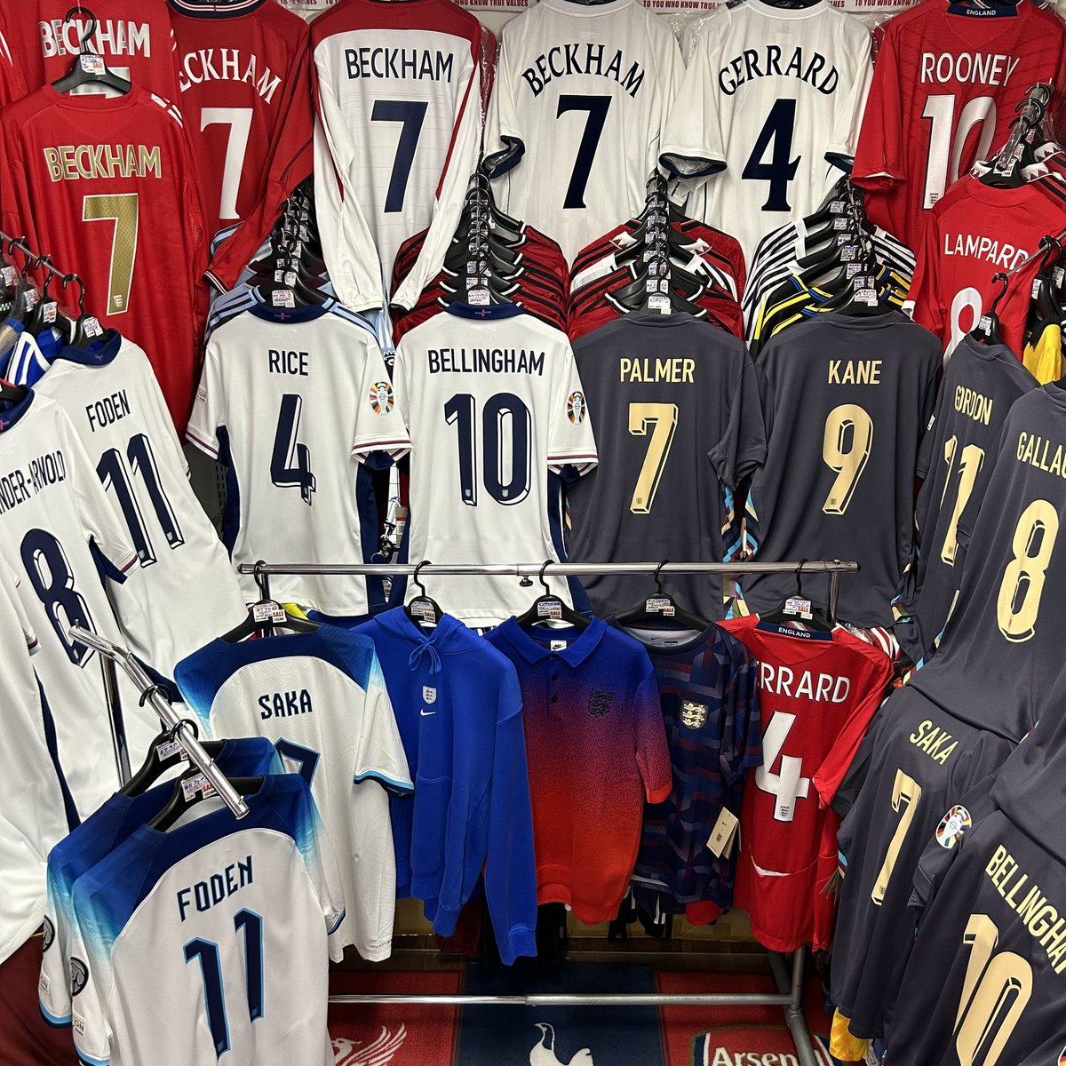 🏴󠁧󠁢󠁥󠁮󠁧󠁿 #イングランド代表 🏴󠁧󠁢󠁥󠁮󠁧󠁿 現在入手困難