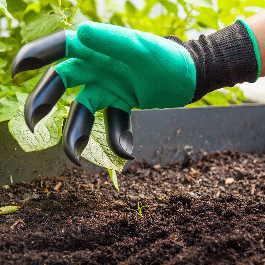 Get ready to unleash your inner gardening beast! 🌿💪 Our Rubber Garden Gloves With Claws are here to make planting, weeding, and digging a breeze (and thorn-free!).  unicun.com/product/rubber… #gardening #gardenlife #gardentools